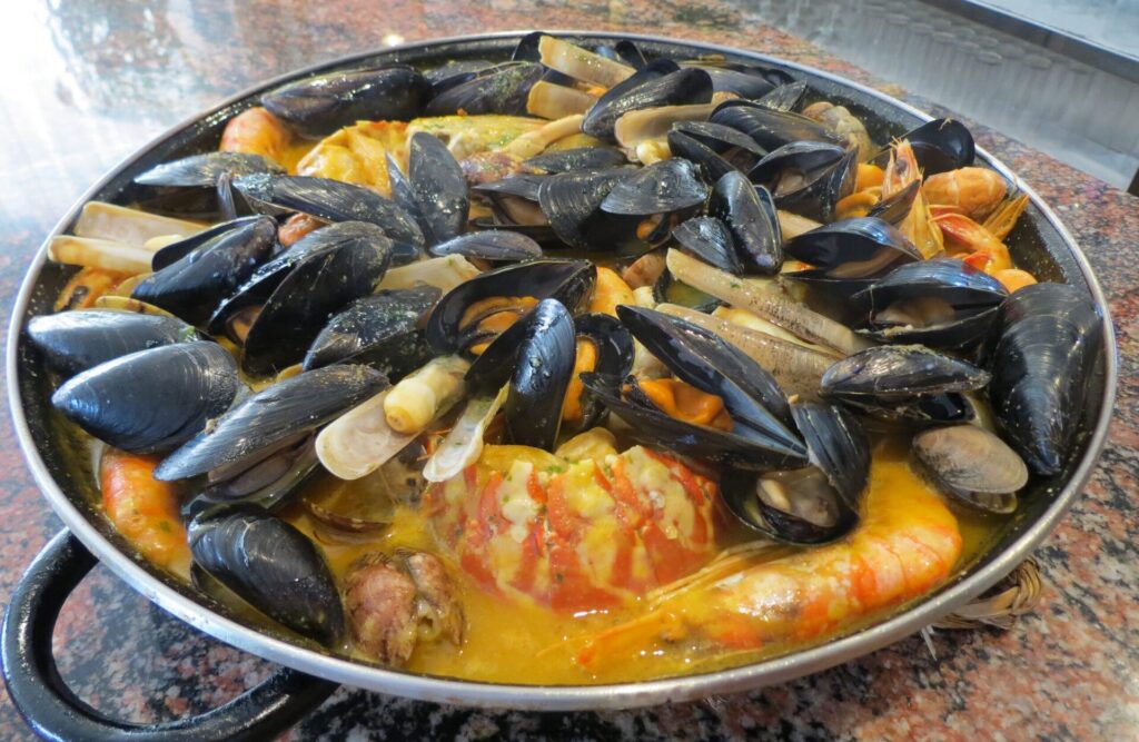 Paellas Peñíscola, paellas para llevar Vinaròs. Olleta de pescado.